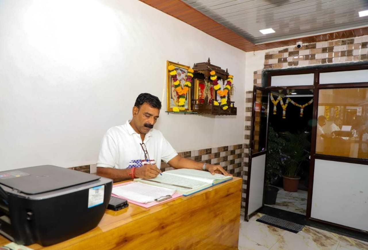 Hotel O Sargam Lodging And Boarding Ulhasnagar Exterior photo